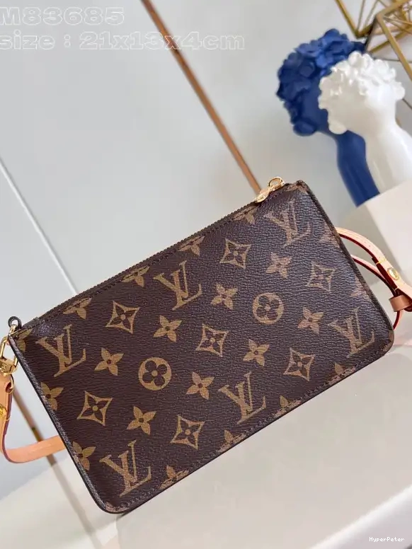 Pouch-21.5*13*4.5CM Lexington LOUIS VUITTON 0606